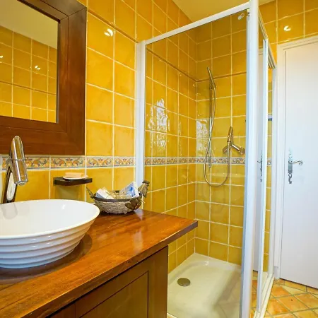 Villa Saint-Raphael-Antheor, 3 Bedrooms, 6 Persons - Fr-1-643-40 Villa Saint-Raphael (Var)