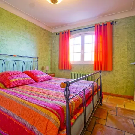 Villa Villa Saint-Raphael-Antheor, 3 Bedrooms, 6 Persons - Fr-1-643-40 Saint-Raphael (Var)